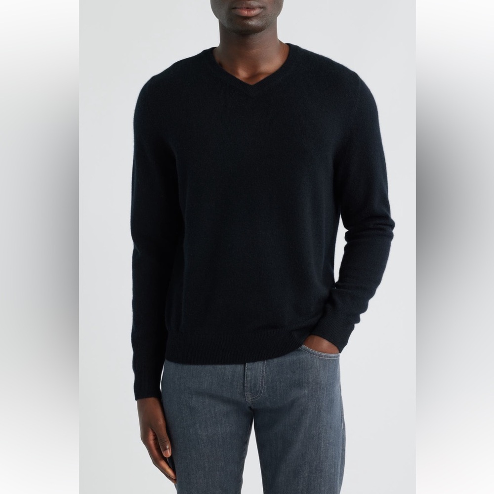 NORDSTROM | V-neck Cashmere Sweater